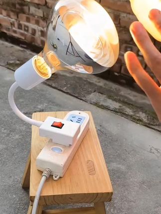 给浴室安排这款#浴霸取暖灯泡, 安装方便,通用款,省电热量高,防水防爆耐用,哪里需要装哪里,冬天洗澡不怕冷啦 #取暖神器 #浴霸灯泡#居家好物#浴室好物