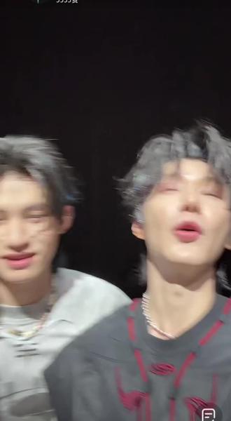 2026年2月27号突然的直播#云旗 #郝熠然 #52 明天晚上的演唱会圆满成功