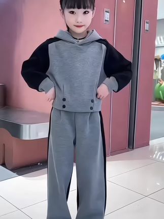 #女童穿搭 #女童套装 #套装两件套 #套装穿搭 #女童洋气服装推荐