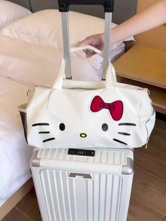 新款HelloKitty卡通可爱单肩包,可斜挎,容量大出差旅行必备#单肩包斜跨包 #好物推荐🔥