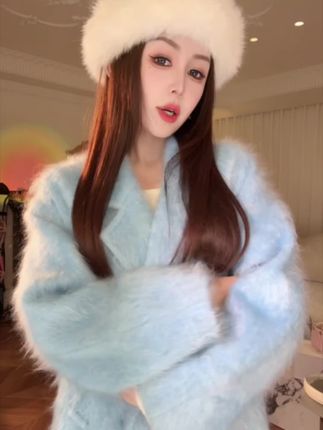 余潇潇【心水战衣】高级定制100山羊绒西装领长款大衣&立领短款大衣#氛围感穿搭 #每日更新 #穿搭不重样
