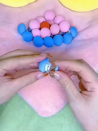 床单被套总是乱成一团,试试这款蘑菇头#被子固定器 用过的都回购了,升级卡扣很牢固,不按卡扣不全脱落,安全又美观#床单固定器 #如何固定被子的四角#生活好帮手 #居家好物