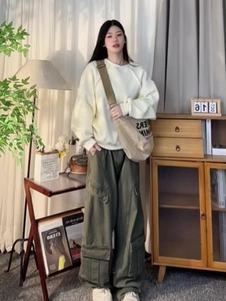 #秋冬穿搭 #工装裤 #牛仔裤 #阔腿裤 #弯刀裤
