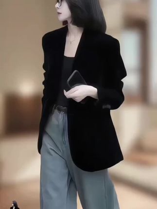 高级感炸街黑色丝绒西装外套女春秋显瘦气质女神范小个子西服上衣@抖音小助手 @热门推荐