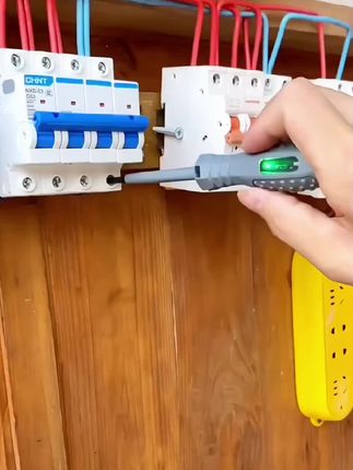 #测电笔螺丝刀 #实用工具@DOU+上热门