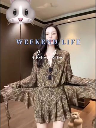 2025早秋新款性感风松弛感修身气质高腰通勤百搭舒适时尚连衣裙女#穿出高级感 #今日穿搭 #高级感穿搭 #气场全开 #轻奢原创设计
