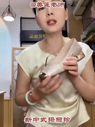 同一款鞋子市面上39.9的和399的都有,你说区别是在哪里呢 #女鞋推荐 #脚宽脚胖都可以 #软底软面穿上超舒服 #宝藏鞋子 #百搭女鞋
