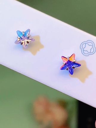 ✨✨⭐️6M星星来啦~是你们要的紫色系呐💖晚上八点半见哦#耳骨钉 #新品耳钉 #爆闪耳钉
