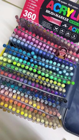 丙烯马克笔手绘|🦊狐尼克&🐰兔朱迪
自古红蓝出CP
用广纳丙烯马克笔360画画
色彩多的好处也体现出来了
画渐变真的手拿把掐
#丙烯马克笔画 #创作者中心 #疯狂动物城 #狐尼克vs兔朱迪 #手绘