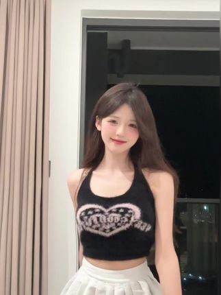 不知名美女。