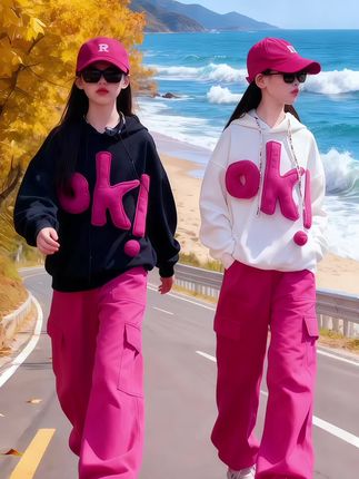 #预制国庆出游穿搭 #早秋冷冽又随性的气质穿搭 #晒晒我的秋日穿搭 #奔向户外穿搭要帅 #秋冬怎么能少了格雷系气质穿搭 @抖加🔥上热门🔥dou+🔥热点宝 @抖音小助手