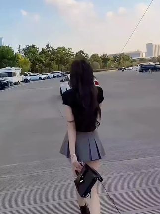 #张予曦 #张予曦毕雯珺真拍了红裙抱 #深情眼 #毕雯珺 #张予曦美丽坏女人