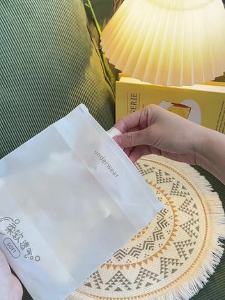 千万别不舍得给女儿换内裤,3个月不换就太脏了!这个棉的舒服,弹力也大,刷到有孩子的尺码赶紧选吧! #母婴好物 #贴身衣物 #透气舒适 #纯棉 #便宜又好穿