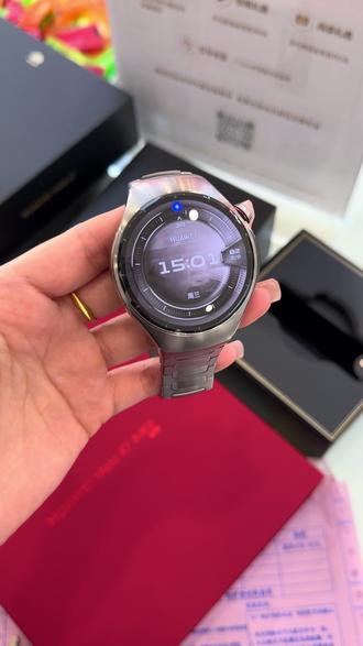 前几年我没有戴表 却有的是时间#华为手表#WATCH5#智能手表#实拍#吉隆华为