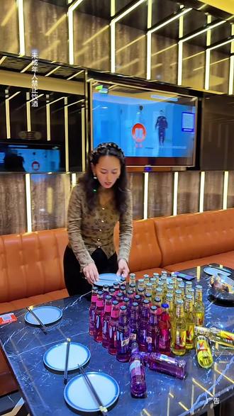 快去囤168的套餐,人均20多能吃能喝,还能包房欢唱3小时#西安ktv推荐 #聚会去哪玩 #唱歌好去处 #ktv正确打开方式 #聚会@DOU+小助手 @DOU+上热门