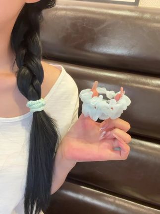 美出新高度 可爱的薄荷绿发圈 和闺蜜拥有同款发圈 #发圈头绳 #网红发饰 #饰品分享 #头饰发饰美出高级感 #精致女人必备