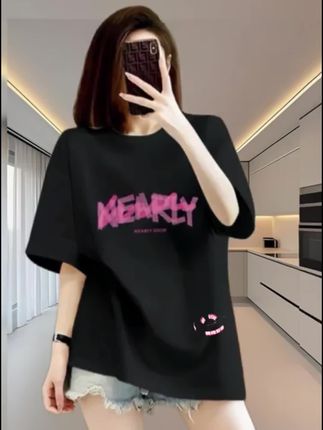 拉夏贝尔设计感短袖t恤女款爆款2025新款纯棉上衣oversize半袖潮#简约大气#时尚穿搭#穿出高级感#无限回购的宝藏单品 #气质穿搭