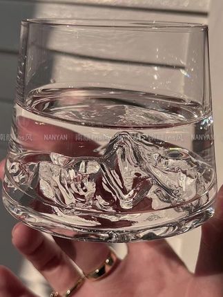 水晶款富士山杯 #观山杯 #精致高级感杯子 #玻璃杯家用 #威士忌杯 #杯子控