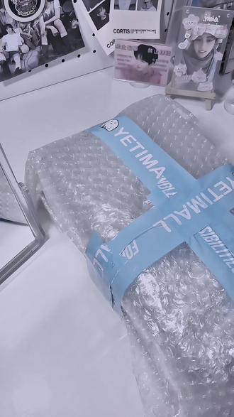 台历来了哦😐#明星周边 #开箱 #追星日常 #cortis #严成玹