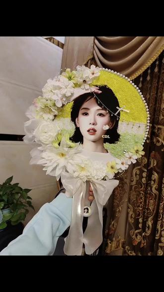 双拼色大王花扇教程
全程超详细教会你做双拼色大王花扇🥰🌷用@VTVH胶水 快速牢固解锁心仪大王扇👍😘👉#陈都灵#手工胶水推荐#手工胶水#大王花扇#应援物