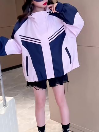 #女童穿搭 #女童冲锋衣#女童加绒外套 #女童秋冬外套 #巨量千川