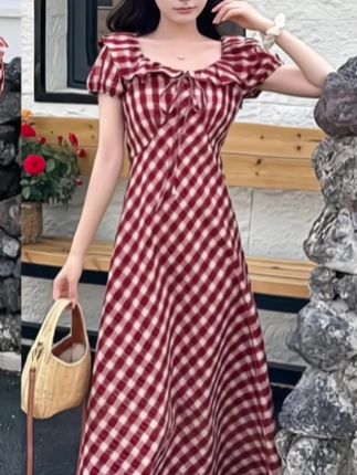 #时尚穿搭 #连衣裙 #显高显瘦显腿长 #谁穿谁好看 #美出高级感