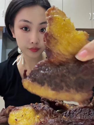 艮就脆的草原牛胸口❗️#牛胸口#肥瘦牛胸口牛肉干#草原美食#内蒙古特产