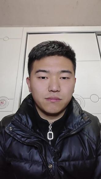 #真实生活分享计划 #青年创作者扶持计划 #带娃 #内容太过真实 #vlog十亿流量扶持计划 带娃人真的不容易,不管他是你们家的谁,咱们都要对他好一点@DOU+小助手 @抖音创作小助手