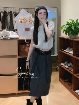 #早秋焦糖色氛围感穿搭 #小个子初秋显瘦穿搭 #秋季清冷感白月光穿搭 #早秋高智感职场穿搭 #被秋日氛围感穿搭拿捏了
