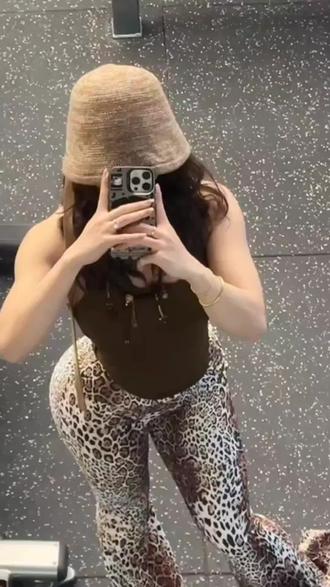 Nina Fit欧美蛇纹豹纹虎纹动物纹喇叭裤女健身瑜伽运动舞蹈长裤#舞蹈裤#健身打卡 #运动舞蹈长裤