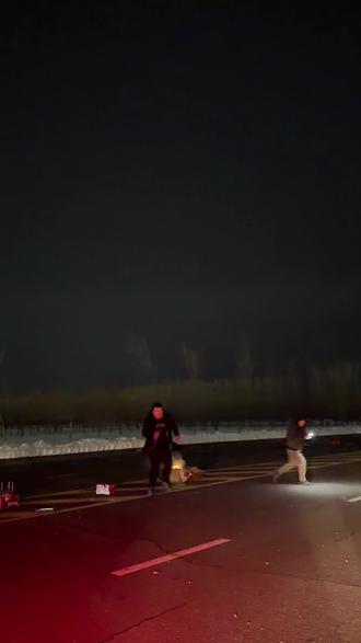 可爱的端哥配可爱的烟花#可爱到爆炸💥