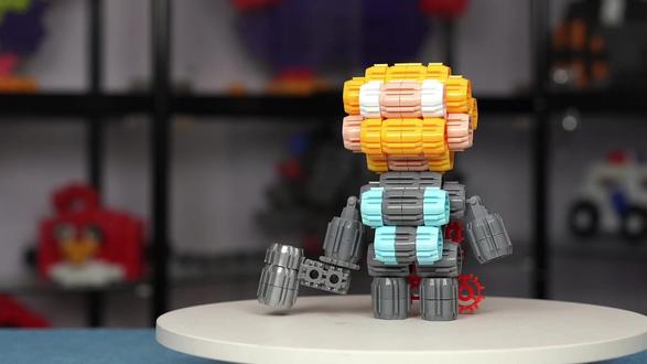 70个瓶盖拼起来的雷神,三十秒教会你 #积木#瓶盖#手工#超级英雄