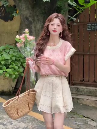 夏季波西米亚一整套女装2025新款复古撞色短袖高腰阔腿短裤两件套#气质搭配 #时尚减龄#清纯甜美 #美出高级感