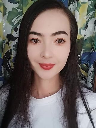 يالغان كىرپىك تاقاۋەرمەڭلا، تەبىي كىرپىكىمىزمۇ بەك چىرايلىق چىقىدۇ،، بەك پەيزى لاك، نەق مال، ياكى ھارۋېدىن ئالسىڭىزمۇ بولىدۇ كىراسى يوق ♥♥♥