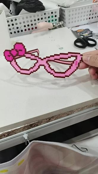 拍照神器来咯#拼豆眼镜👓需要图纸的评论区聊#拼豆豆