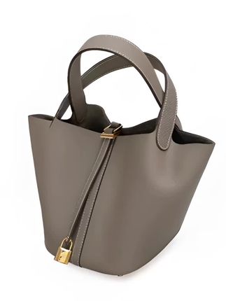 水桶包包女春夏2025新款 真皮手提包大容量菜篮子包(专属12)#时尚优雅手提包 #新款水桶包真皮 #女士水桶包手提包大容量菜篮子包推荐