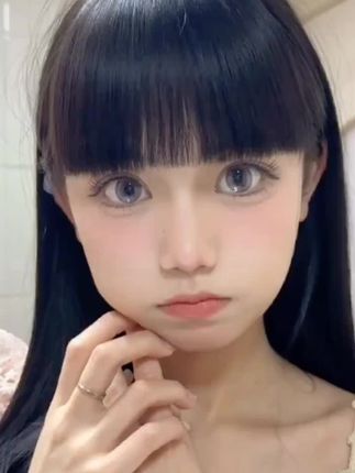 看别人贴一百遍,不如自己上眼试一下,你说对吗?#unny双眼皮贴 #美妆好物