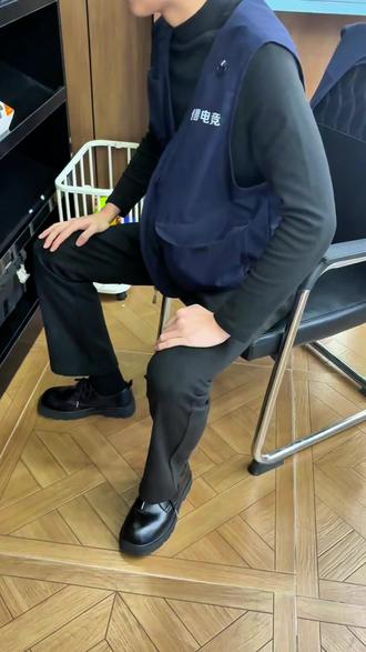 摸摸就摸摸被#电竞馆 #外设