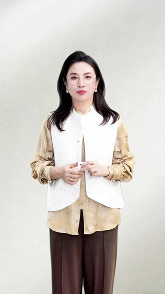发型领口黄金公式#发型穿搭 #领口搭配 #穿搭公式 #细节精致 #日常穿搭