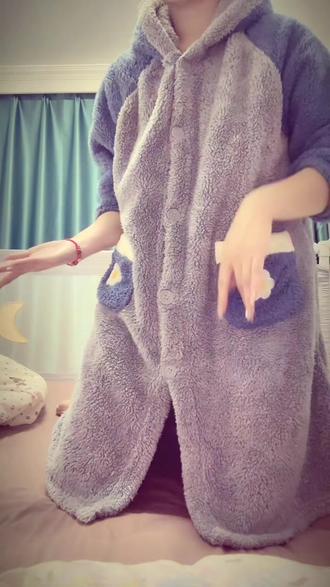 年轻就是好,倒头就睡😅#唐古拉我的爱人呀 #变装