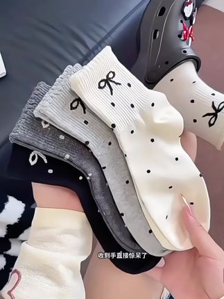 #女袜 #中筒袜 #潮流 #便宜又好穿 #上脚舒适