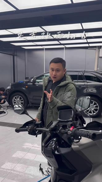 提张雪机车的车友们注意啦! #沈阳汽车贴膜 #隐形车衣 #本田350adv #沈阳凯捷美车 #张雪机车