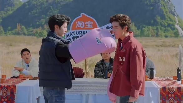 离开这两人谁能逗我笑