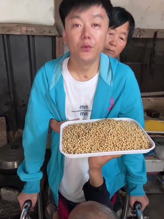 已经在谷底了,不管怎么走都是向上……#奇兵加油#黄豆#优质农产品 #我的乡村生活