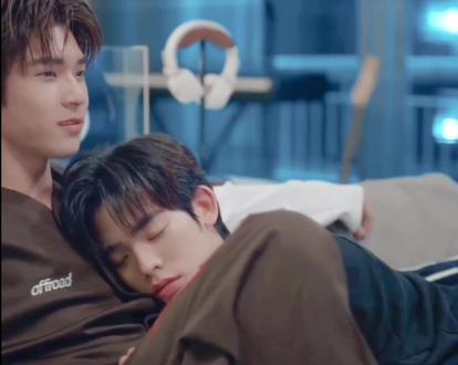 这谁看了谁不迷糊啊
#泰剧#怦然与你#陈亦迪#邓宇博