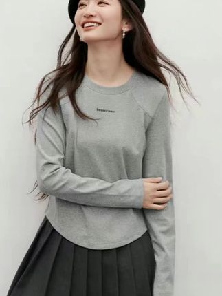 红袖2025秋季新款女装 系列字母印花正肩长袖圆领:/