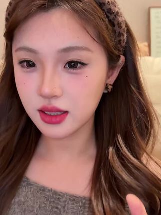 超适合秋天的豹纹星星耳钉,前后戴设计真的好特别#网红饰品#耳钉