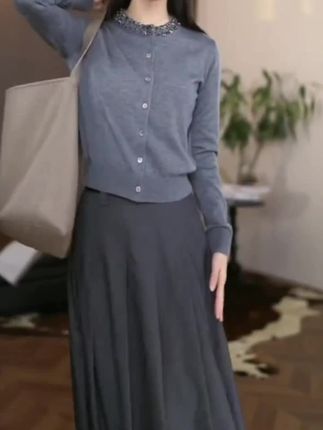 #时尚女装穿搭@抖音小助手