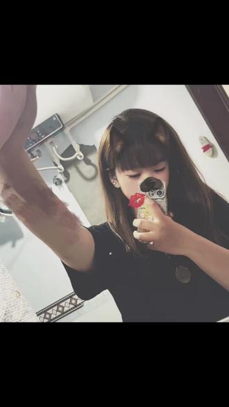 他们都说我是坏女孩 我从12岁走到现在什么也不怕 我也可以什么都不在乎、#扣嘉#无不良影响
