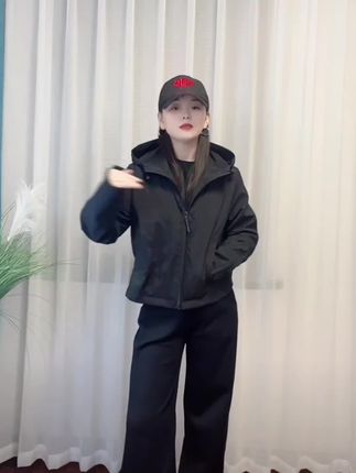 2025秋季新款时尚防风短款收腰连帽风衣工装韩版休闲外套女#外套穿搭 #收腰显瘦 #休闲外套女 #时尚防风 #新款时尚
